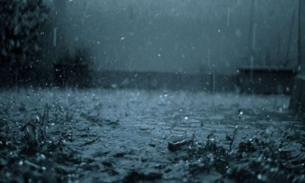 У Черкасах за півгодини випала декадна норма дощу