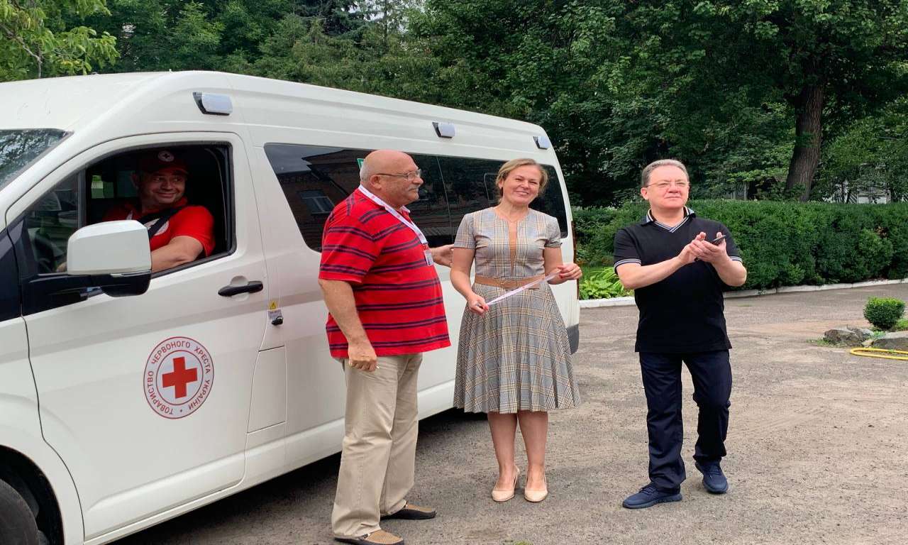 На Черкащині зʼявляться мобільні медичні кабінети від Червоного Хреста Канади