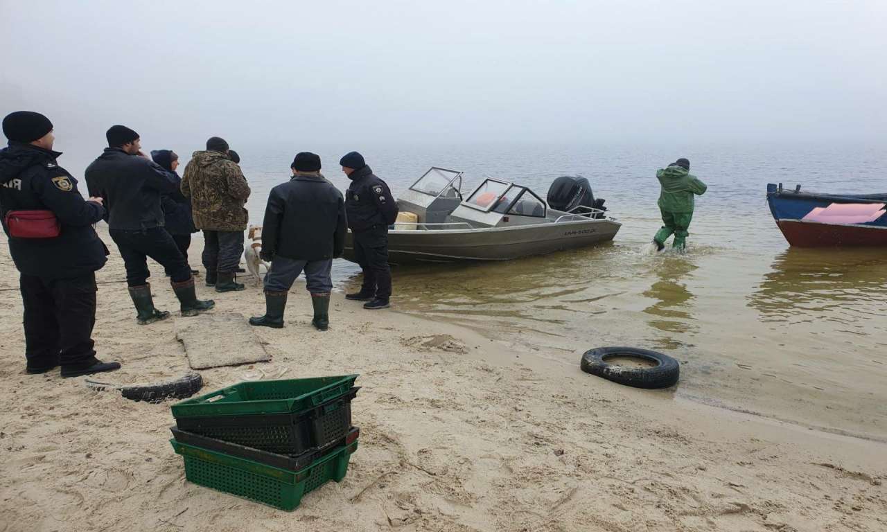 На Чигиринщині затримано двох промислових рибалок, які займались незаконним виловом риби (ФОТО)