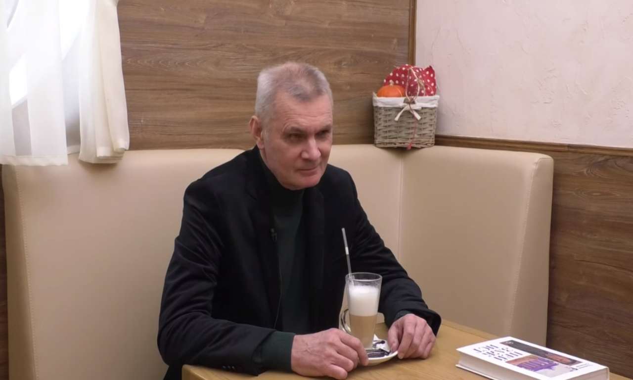 «Кава з Борисовим»: Станіслав Стеценко. Про книгу, президентів України та Крим